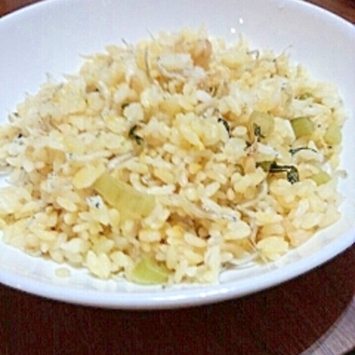 簡単なのにやみつきな美味しさ！高菜チャーハン